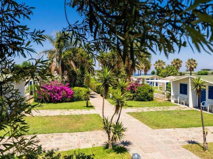 Fruit Village Mortelle Le Dune Beach Resort Екстериор снимка